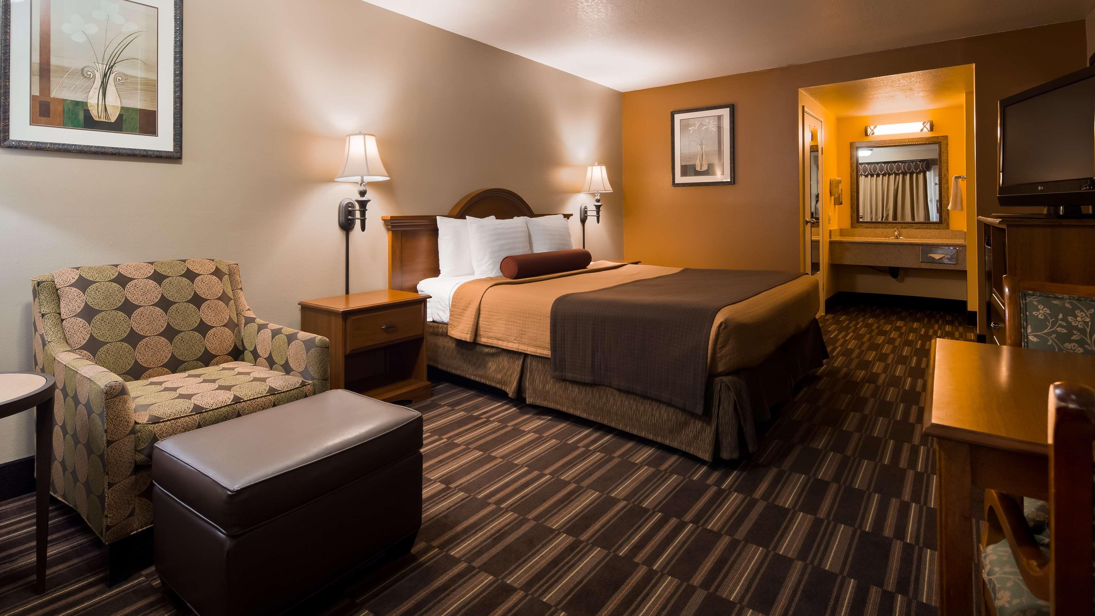 Best Western Desert Winds Mojave Bagian luar foto