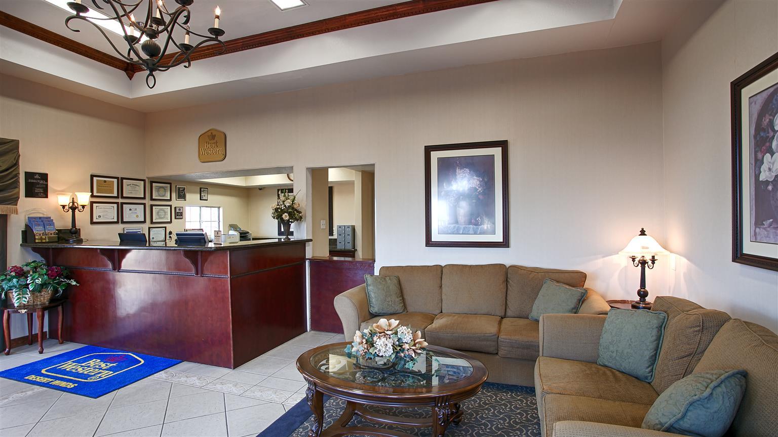Best Western Desert Winds Mojave Bagian luar foto